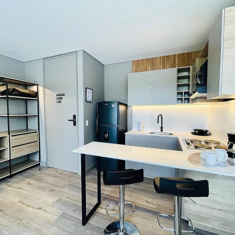 Prime Stays L55 - One-bedroom Loft Apartment - 8
