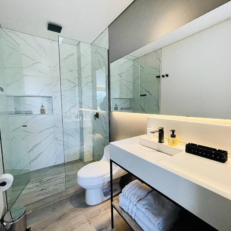 Prime Stays L55 - One-bedroom Loft Apartment - 12