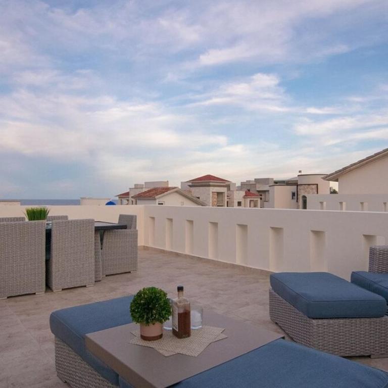 Experience Luxury on Isla Mujeres! - Three-Bedroom Villa - 16