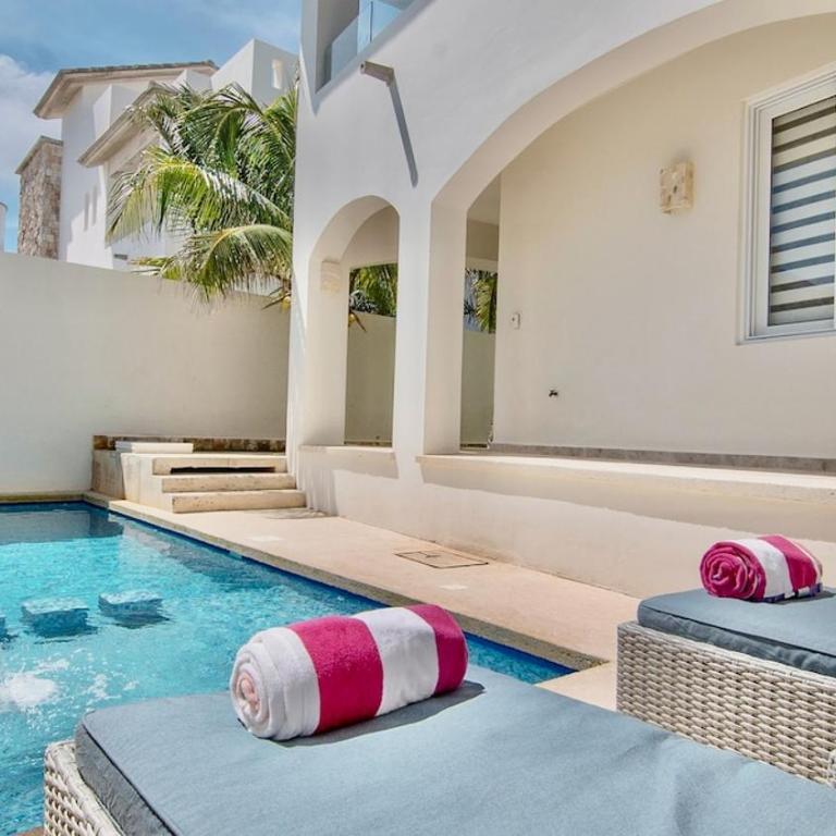 Experience Luxury on Isla Mujeres! - Three-Bedroom Villa - 27