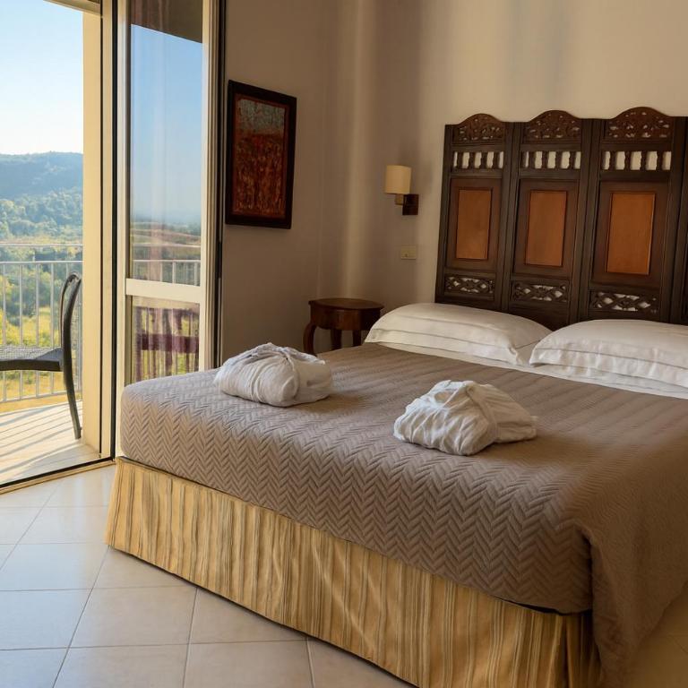 Arts Club Suite & Spa - Suite Superior - 11