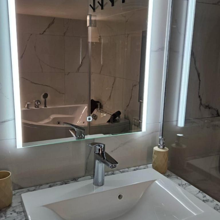 Vikendica 937 Lux & Spa, Pale - Jahorina - Two-Bedroom Chalet - 4