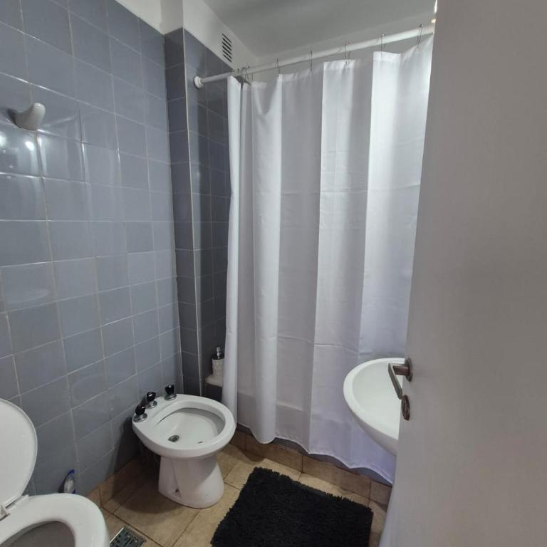 Luminoso Monoambiente Bernardo zona Aldrey!! - One-Bedroom Apartment - 4