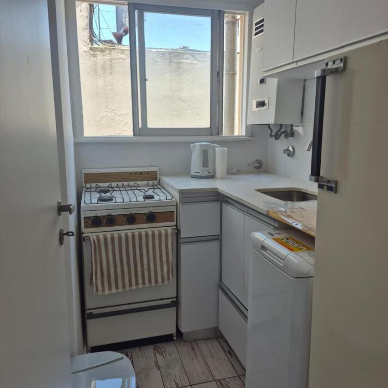 Luminoso Monoambiente Bernardo zona Aldrey!! - One-Bedroom Apartment - 7