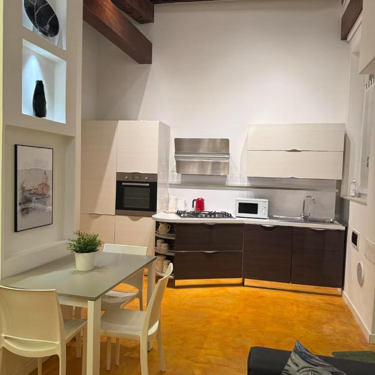 Ca' Vittoria Serene Home - Heart of Venice - Apartment - Ground Floor - 2