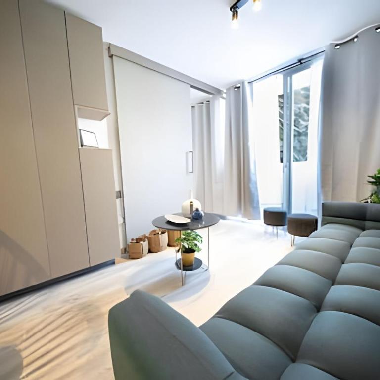 Condor Suites Executive Santiago Centro offers a terrace, barbecue, and Wi-Fi - Apartment with Balcony - 3