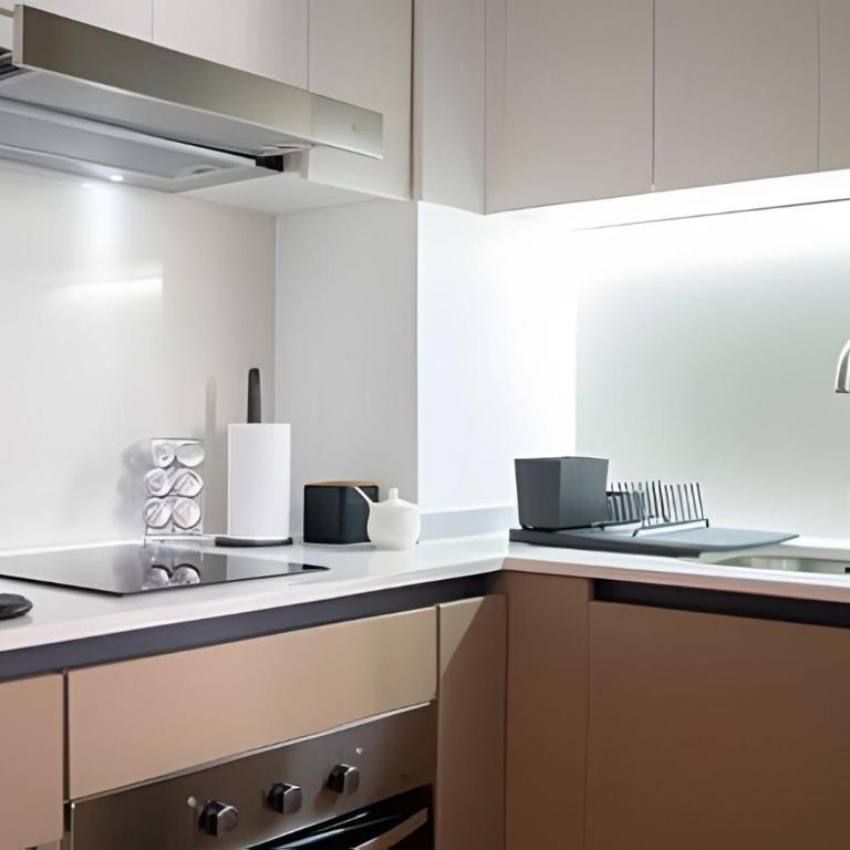 Condor Suites Executive Santiago Centro offers a terrace, barbecue, and Wi-Fi - Apartment with Balcony - 12
