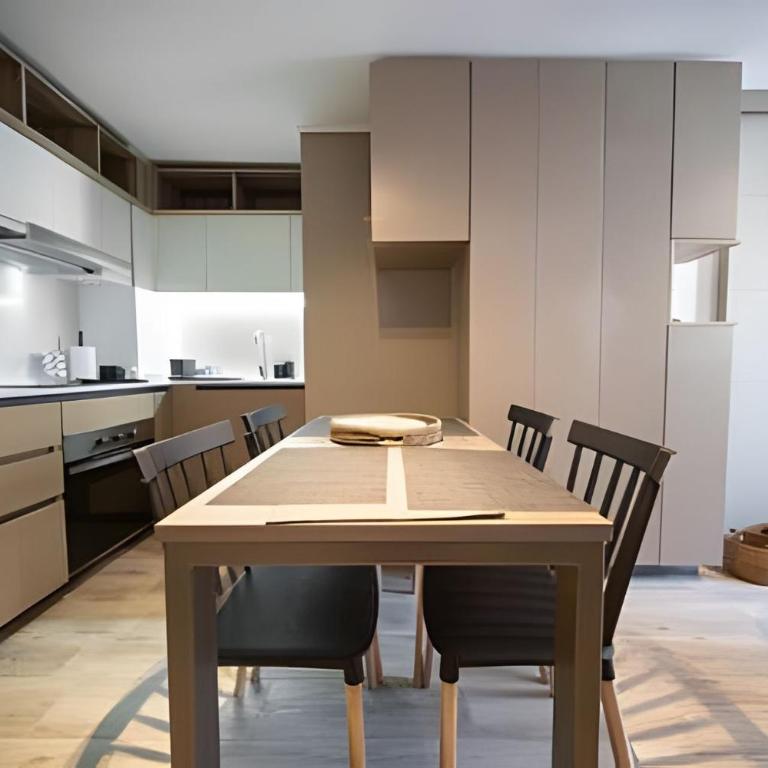 Condor Suites Executive Santiago Centro offers a terrace, barbecue, and Wi-Fi - Apartment with Balcony - 16