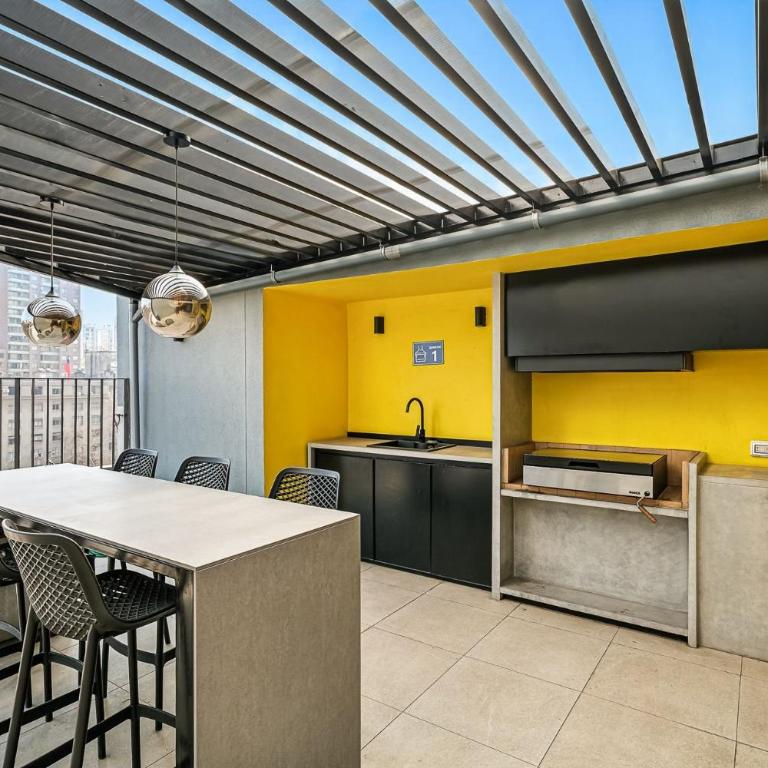 Condor Suites Executive Santiago Centro offers a terrace, barbecue, and Wi-Fi - Apartment with Terrace - 44