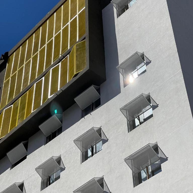 Condor Suites Executive Santiago Centro offers a terrace, barbecue, and Wi-Fi - Apartment with Balcony - 25