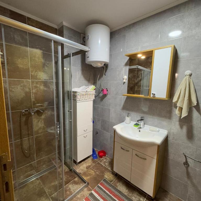 Anja Apartman Centar - One-Bedroom Apartment - 12