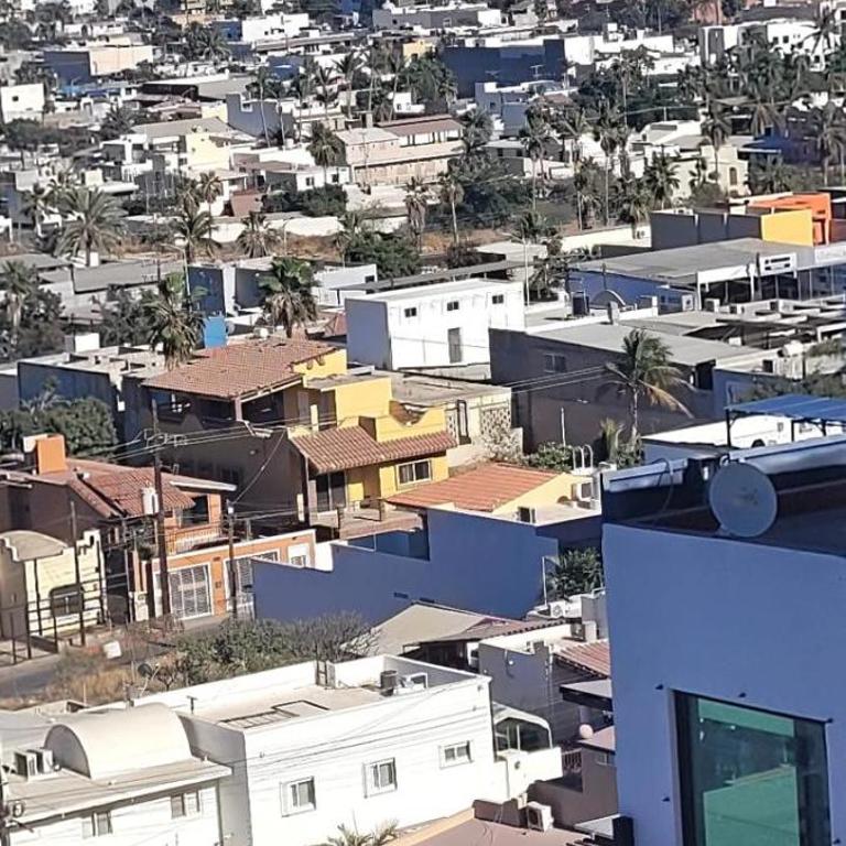 2Bed 2Bath Cabo Sunrise condo with extended balconies - Apartamento de 2 dormitorios - 77