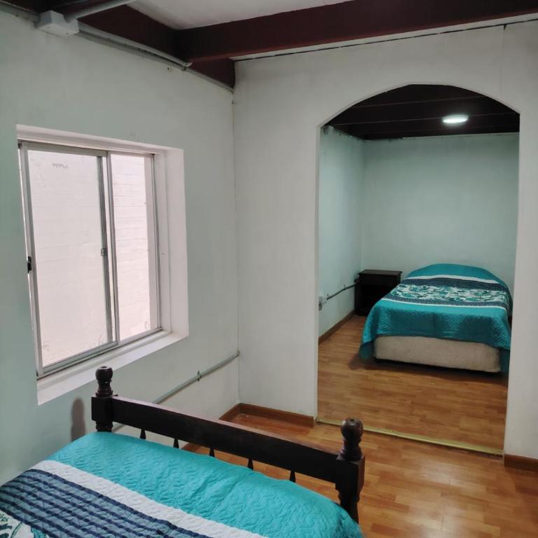Iquique Backpackers Beach House - Budget Twin Room - 1