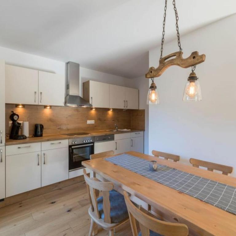 Ferienhaus mit 6 Appartements in Grainau - Ferienhaus mit 6 Schlafzimmern - 8