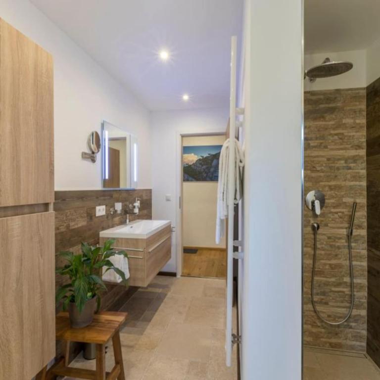 Ferienhaus mit 6 Appartements in Grainau - Ferienhaus mit 6 Schlafzimmern - 6