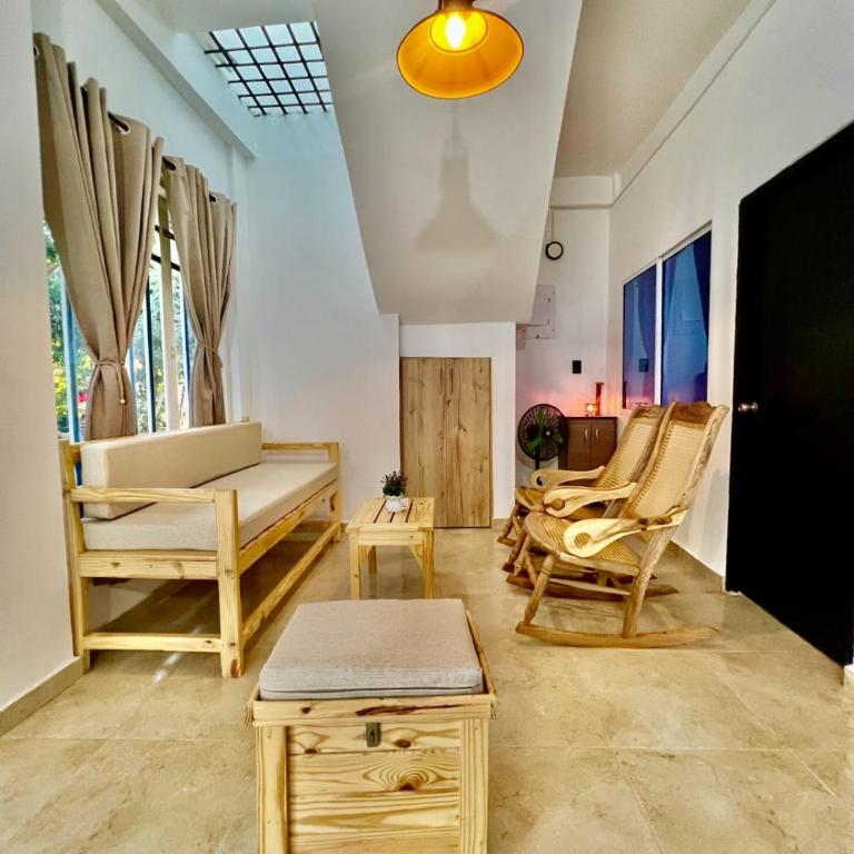 Alojamiento familiar con apartamentos independientes - Two-Bedroom Apartment - 1
