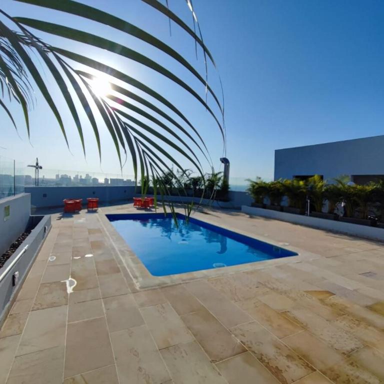 14th Floor Luxury 2BR-Jacuzzi Balcony-Near Airport - Two-Bedroom Apartment - 12