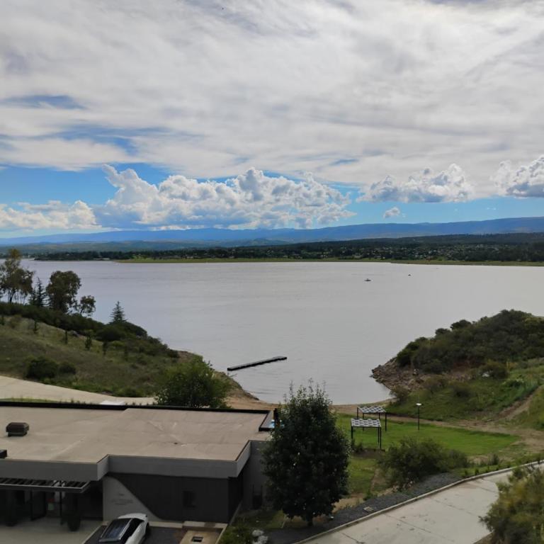 departamento en Lago Los Molinos - Apartamento de 3 dormitorios - 2