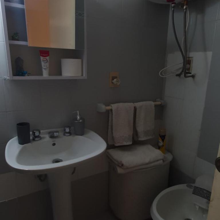 Apto ideal ubicacion,maldonado - Apartamento de 1 dormitorio - 2