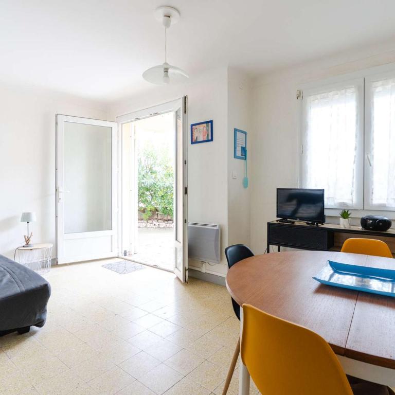 Appartement familial à 30m de la plage, vue mer - FR-1-409-292 - Apartamento - 11