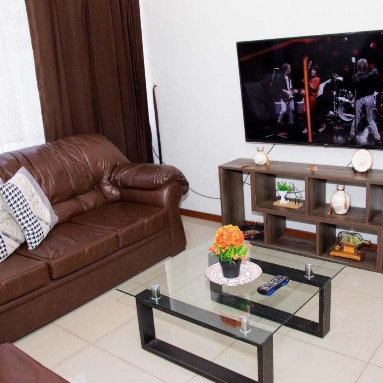 CASA Jorge y Sandra - Three-Bedroom Apartment - 5