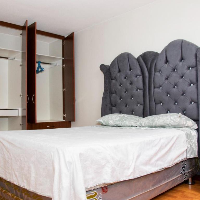 CASA Jorge y Sandra - Three-Bedroom Apartment - 14
