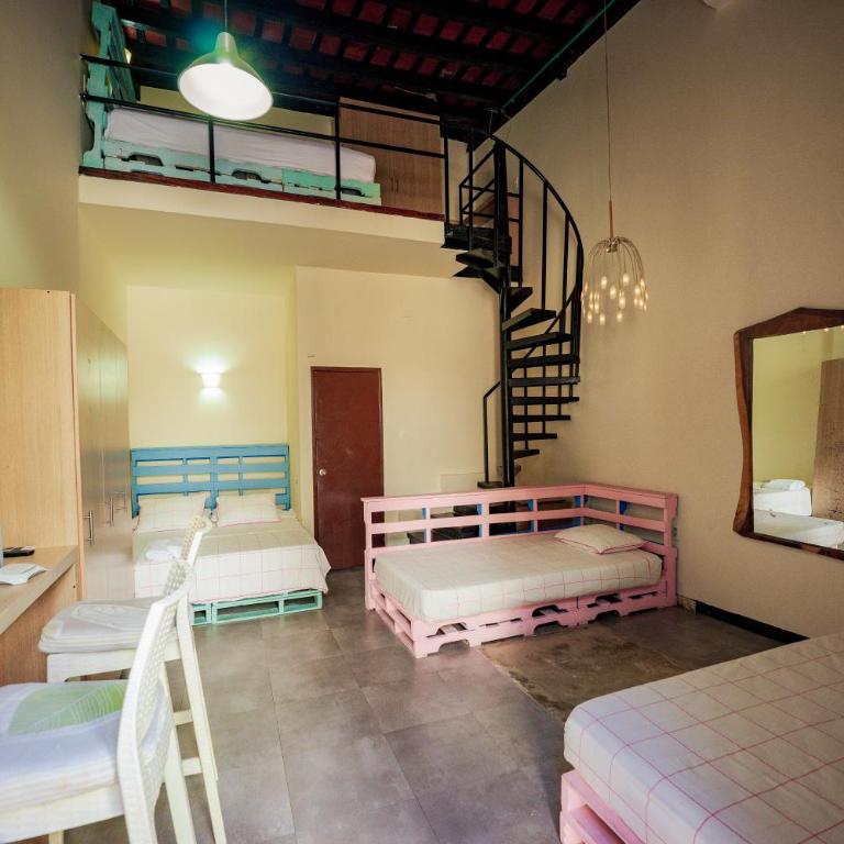 Villana's Hostal Santa Marta - Habitación Familiar Deluxe - 2