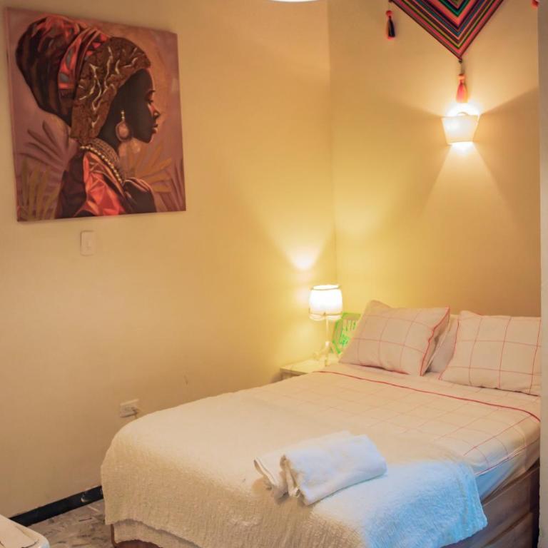 Villana's Hostal Santa Marta - Habitación Triple Deluxe - 2