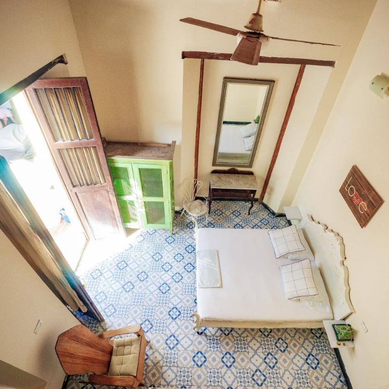 Villana's Hostal Santa Marta - Habitación Cuádruple Clásica - 3