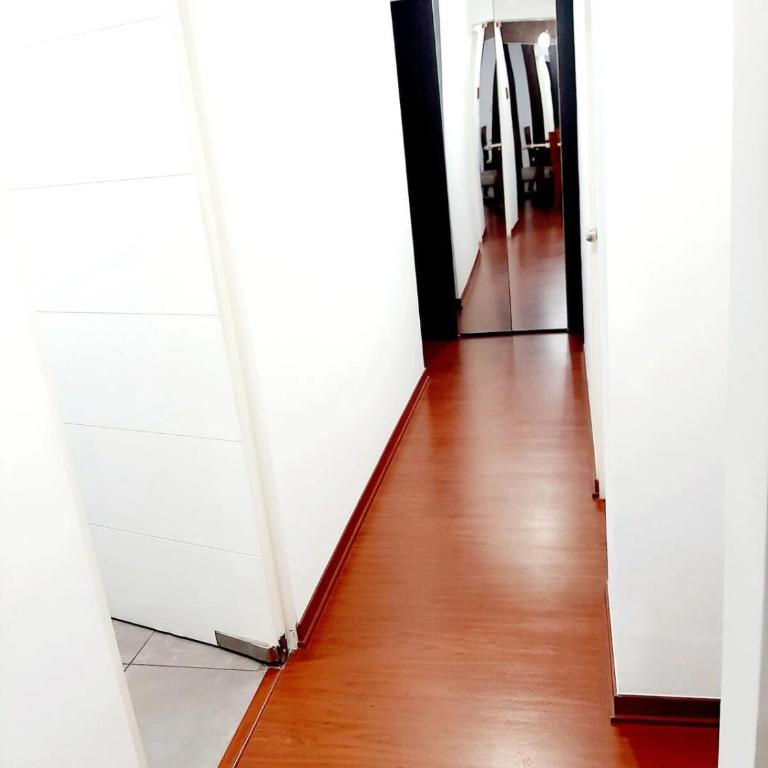 Unidos en Familia - Three-Bedroom Apartment - 2