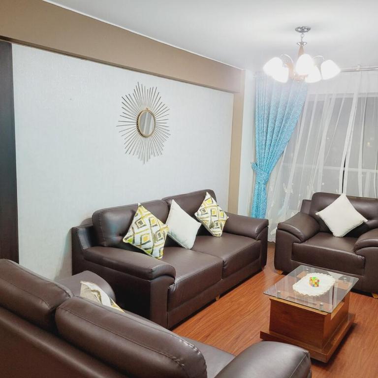 Unidos en Familia - Three-Bedroom Apartment - 18