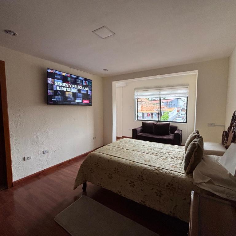 Suits céntricas y seguras - Habitación Doble con baño privado - 7