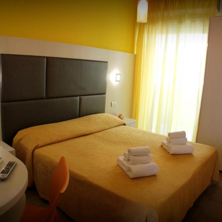Hotel Adria - Camera Matrimoniale/Doppia con Letti Singoli - 1