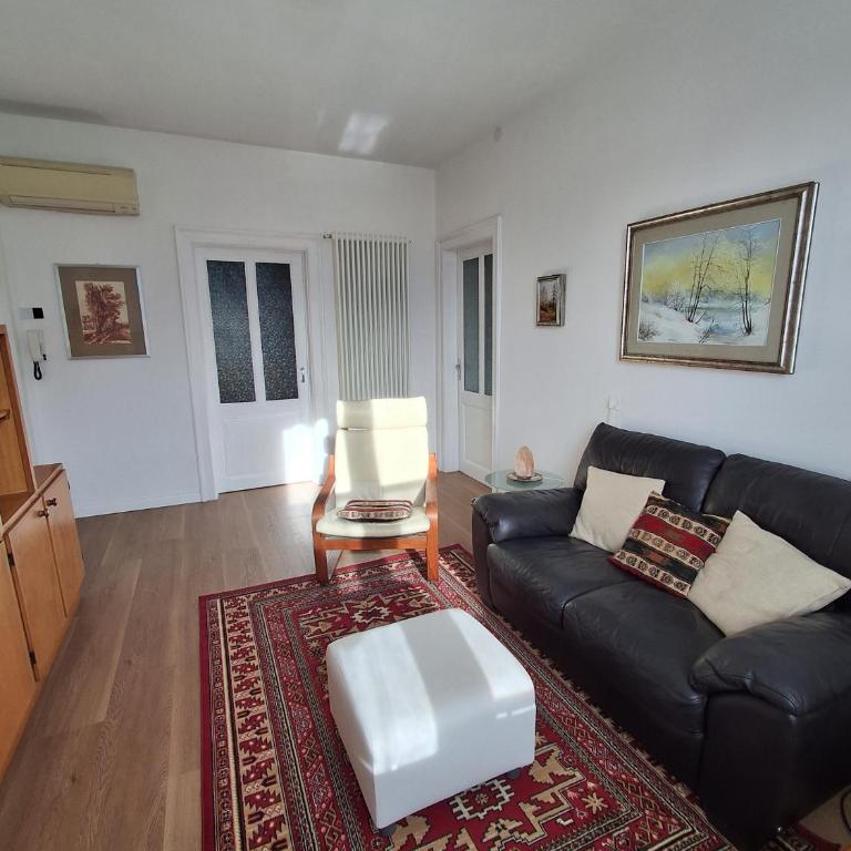 Casa zia Lina - Two-Bedroom Apartment with View - 10