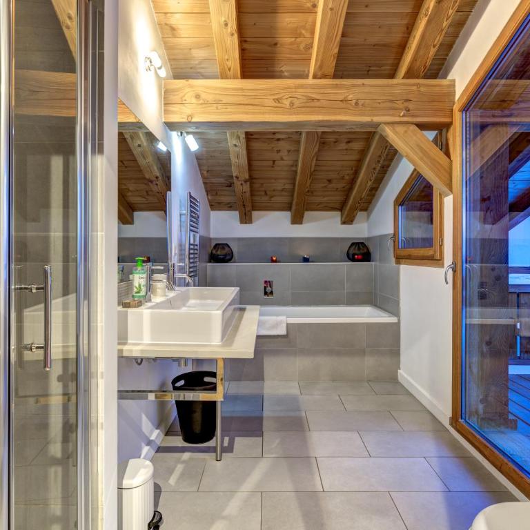 Chosalets - Chalet 200m2 Cheminee Jacuzzi Sauna Vues - Chalet - 24