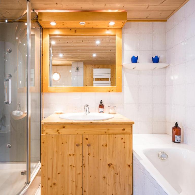 Florimontagne - Duplex 14 - Four-Bedroom Apartment - 24