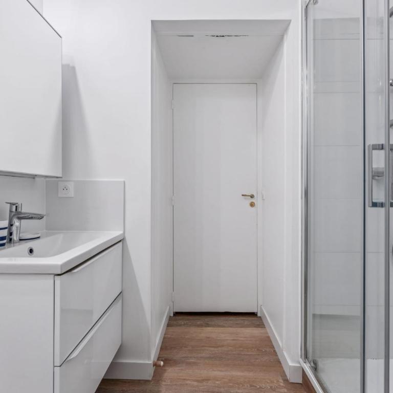 Gaston de St-Paul - Alma Marceau 2ch by B'Your Home - Appartement - 18