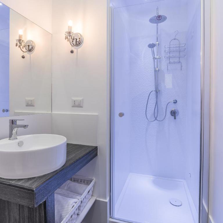 Le Villanelle B&B - Camera Matrimoniale/Doppia con Letti Singoli con Bagno Privato - 6