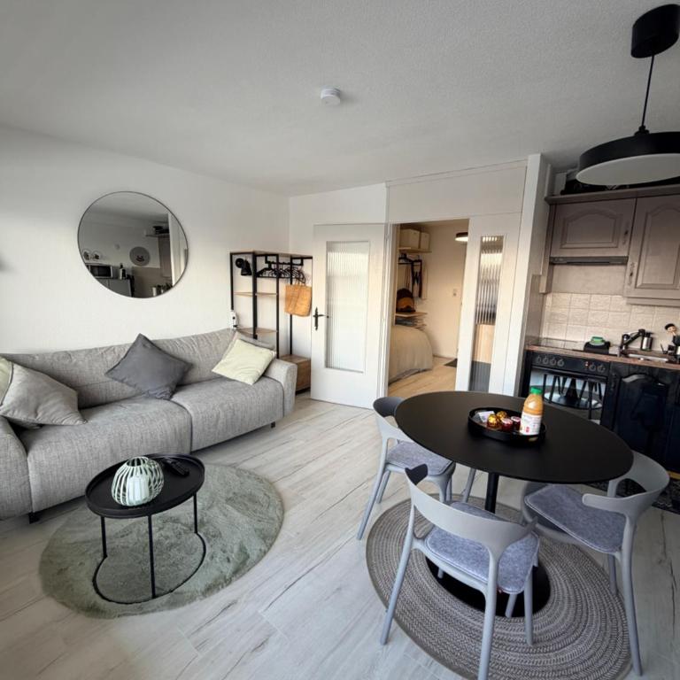 Vincenzo appart, Studio Confortable à Nendaz, accès Direct au Télécabine de Tracouet et Parking Souterrain Inclus - One-Bedroom Apartment - 1