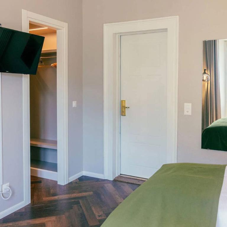 Hotel Reine Victoria - Boutique Deluxe Doppelzimmer - 4