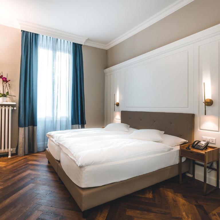 Hotel Reine Victoria - Boutique Deluxe Doppelzimmer - 9