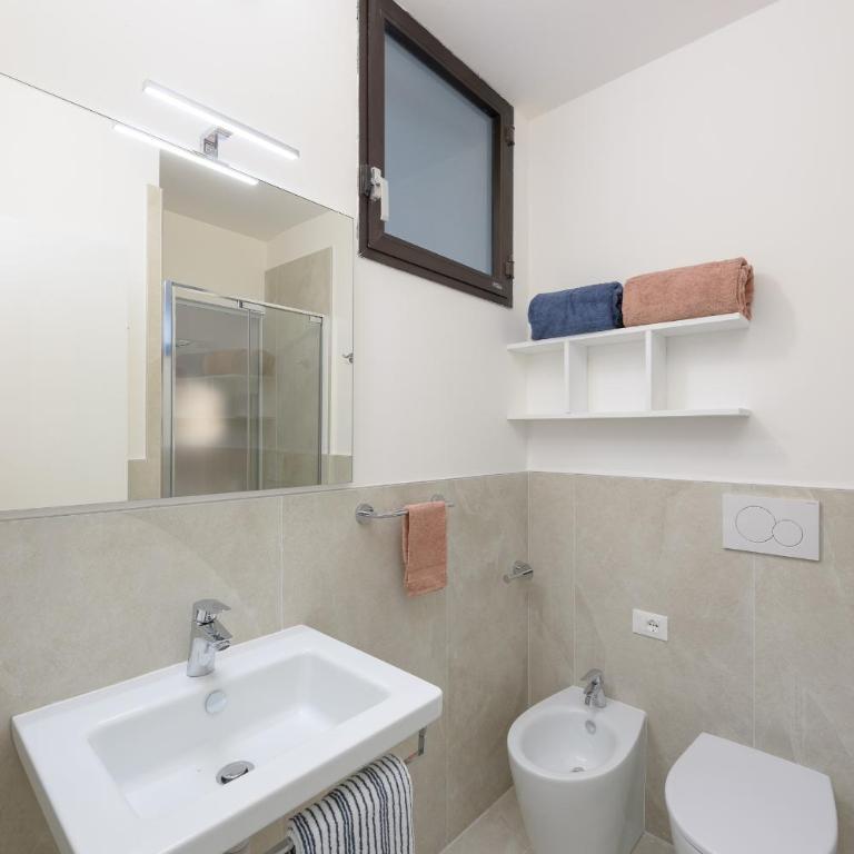 Residence Annamaria - Appartamento con 1 Camera da Letto, Balcone e Vista Acqua - 9