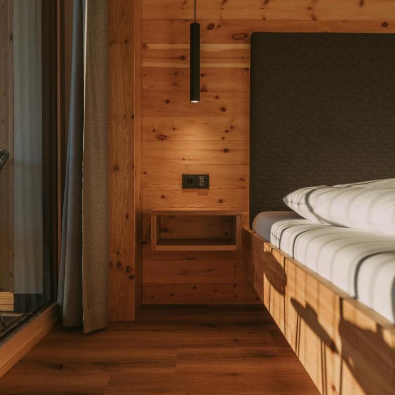 Berggasthof - Pension Lahnerhof - Doppelzimmer mit Balkon - 8