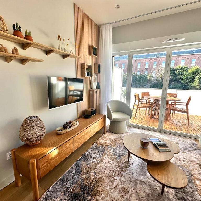 Margarita - Superbe appartement T2 avec parking et terrasse à 2 pas de la plage - Superior One-Bedroom Apartment with Balcony - 9