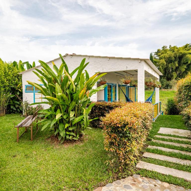 LA QUERENDONA - Alojamiento cafetero - Quadruple Room with Mountain View - 4