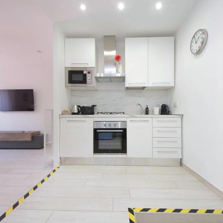 Attico con balcone - Mare e Comfort - Appartamento con 1 Camera da Letto - 22