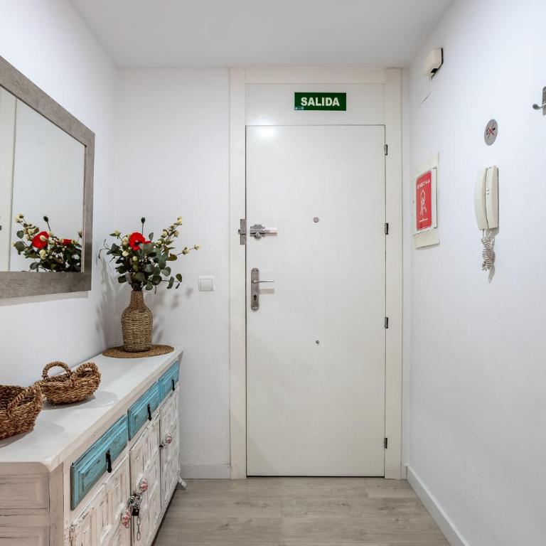 Alicante Centro. Home Office, gastro, ocio & beach - Two-Bedroom Apartment - 9