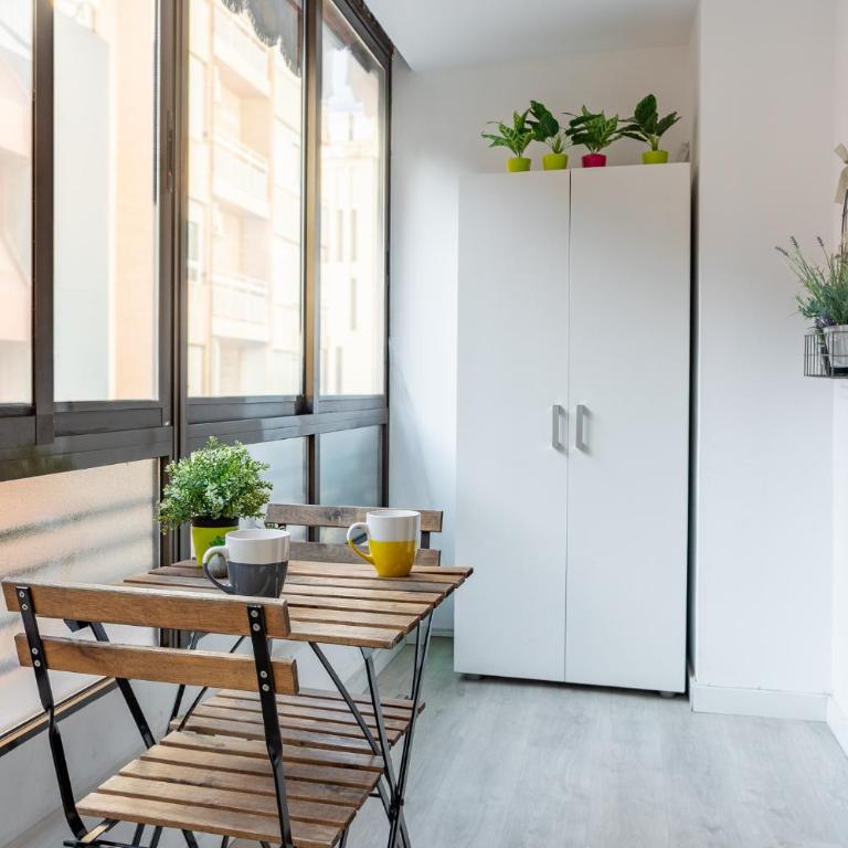 Alicante Centro. Home Office, gastro, ocio & beach - Two-Bedroom Apartment - 7