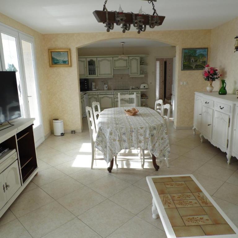 La Bastide Fleurie - Appartamento con Vista Piscina - 26
