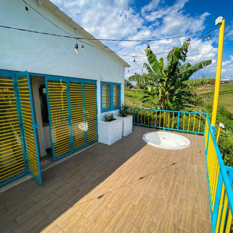LA QUERENDONA - Alojamiento cafetero - Quadruple Room with Mountain View - 24